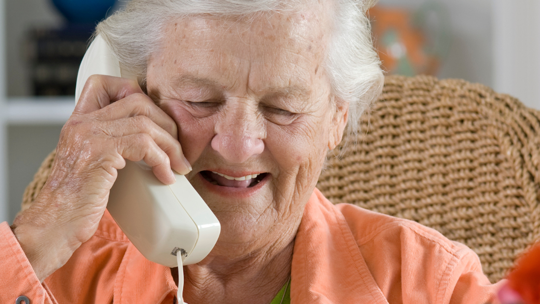 How Can Landline Call Blockers Support Seniors Who Are Not Comfortable With Technology? 