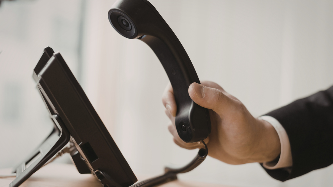 How Do Landline Call Blockers Help Seniors Maintain Independence Longer? 